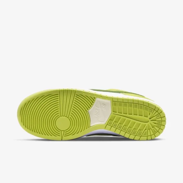 Nike SB Dunk Low Pro Sour Apple - Image 6