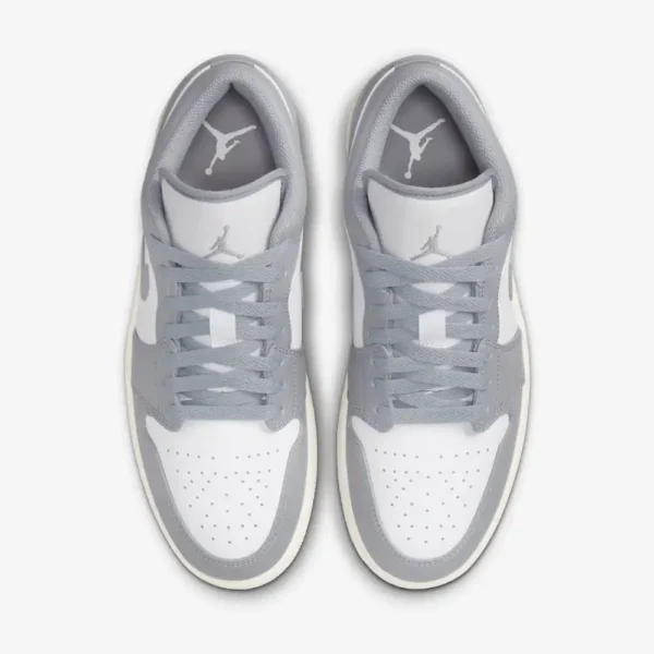 Air Jordan 1 Vintage Grey - Image 4