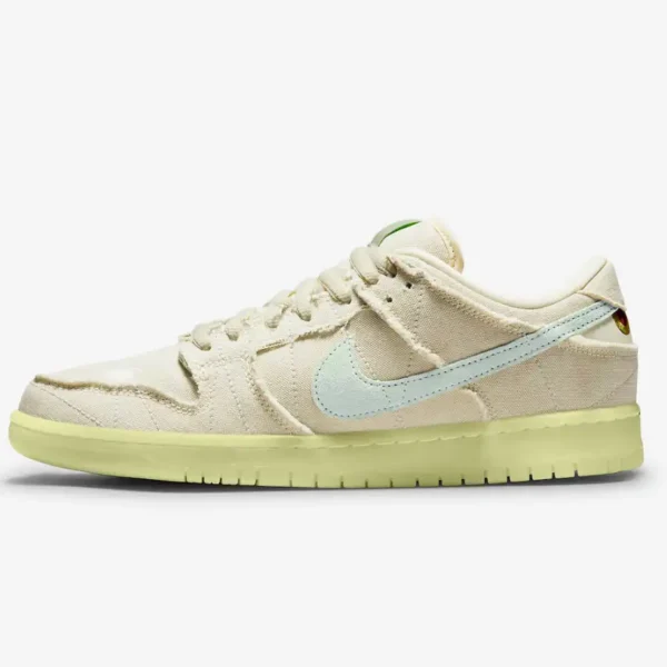 Nike SB Dunk Low Mummy