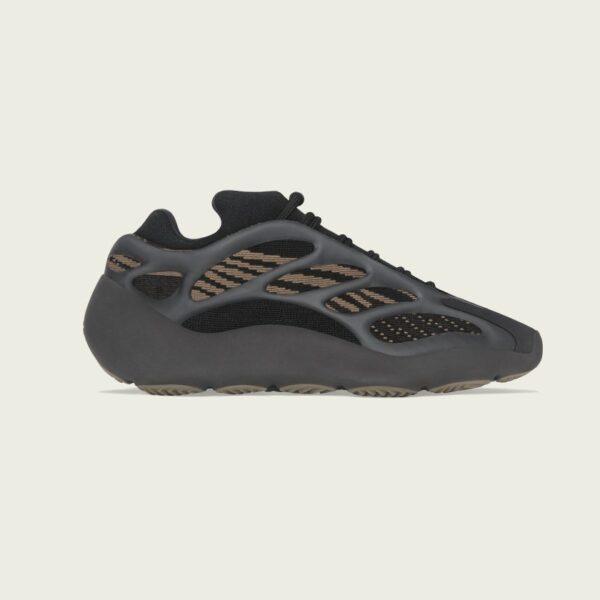 Yeezy 700 v3 Clay Brown - Image 2