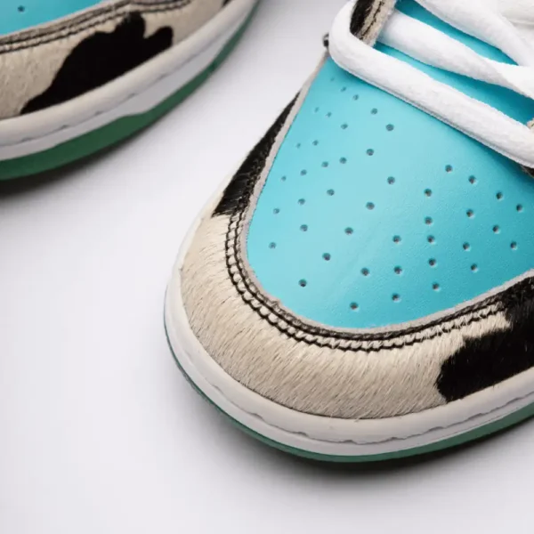 Ben & Jerry's x Nike SB Dunk Low Chunky Dunky - Image 7