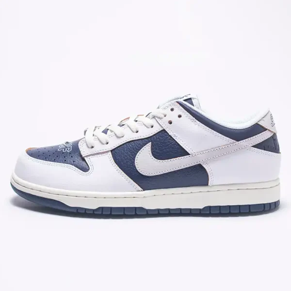 HUF x Nike SB Dunk Low New York